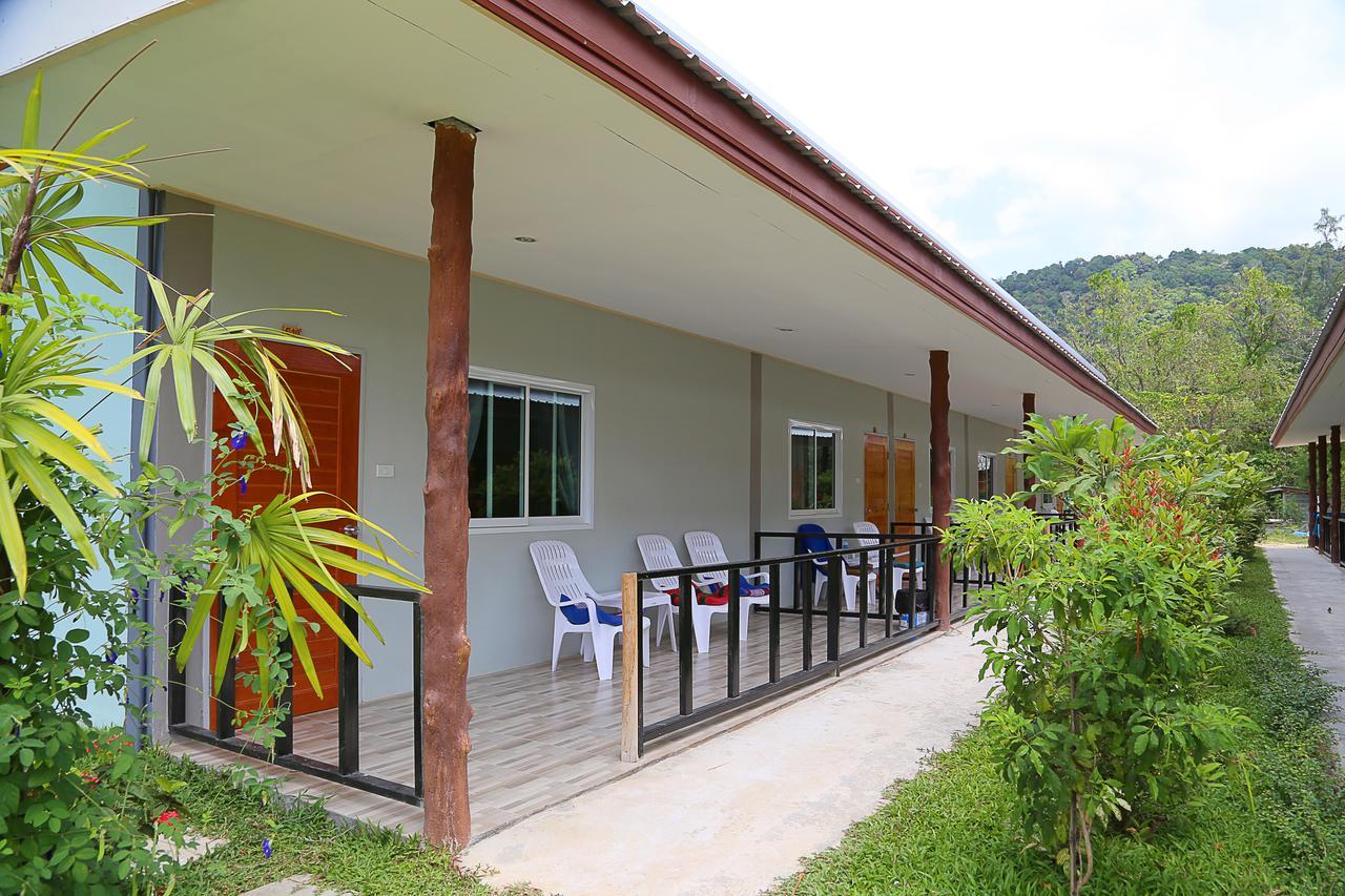 Lanta Smile Beach Koh Lanta Exterior photo