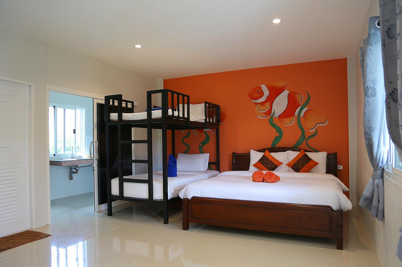 Lanta Smile Beach Koh Lanta Exterior photo